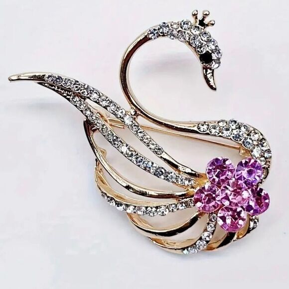Exquisite Elegant Swan Shaped Brooch Pin With Purple Rhinestones & Crystals New - Picture 1 of 2
